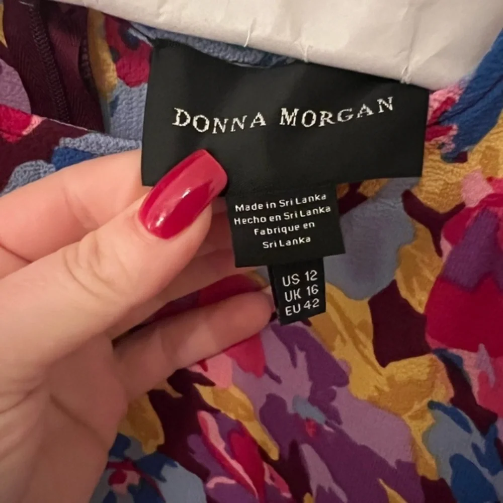 NWT Floral Donna Morgan Short Sleeve Dress Size 12 - Picture 6 of 10